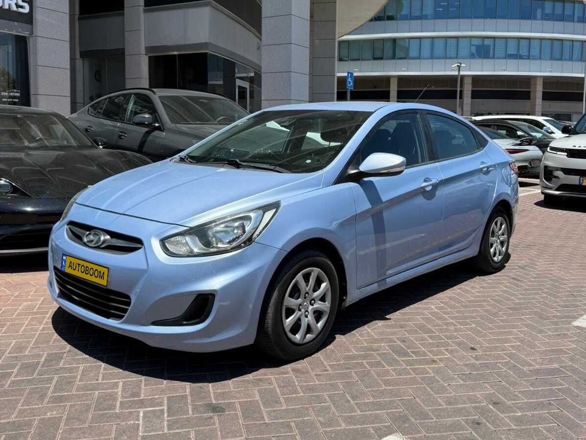 יונדאי i25 יד 2 רכב, 2013, פרטי