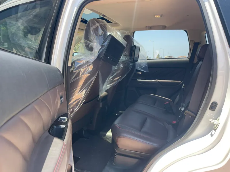 Mitsubishi Outlander 2nd hand, 2017, private hand