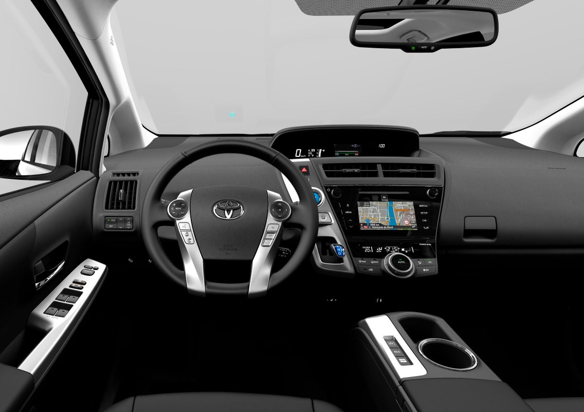 Toyota Prius Plus 2014. Tableau de bord. Break 5-portes, 1 génération, restyling