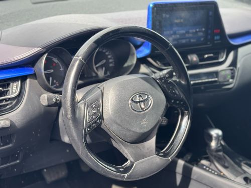 Toyota C-HR, 2017, фото