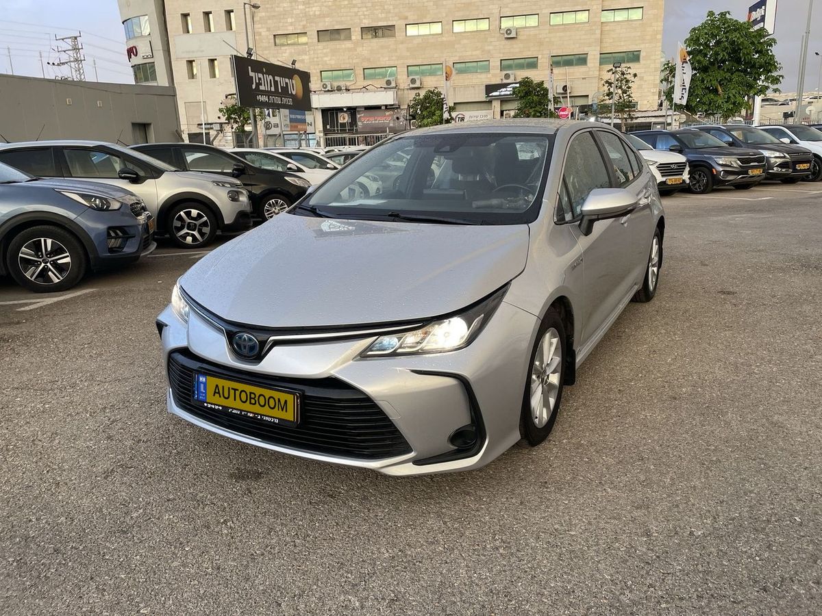 Toyota Corolla с пробегом, 2019