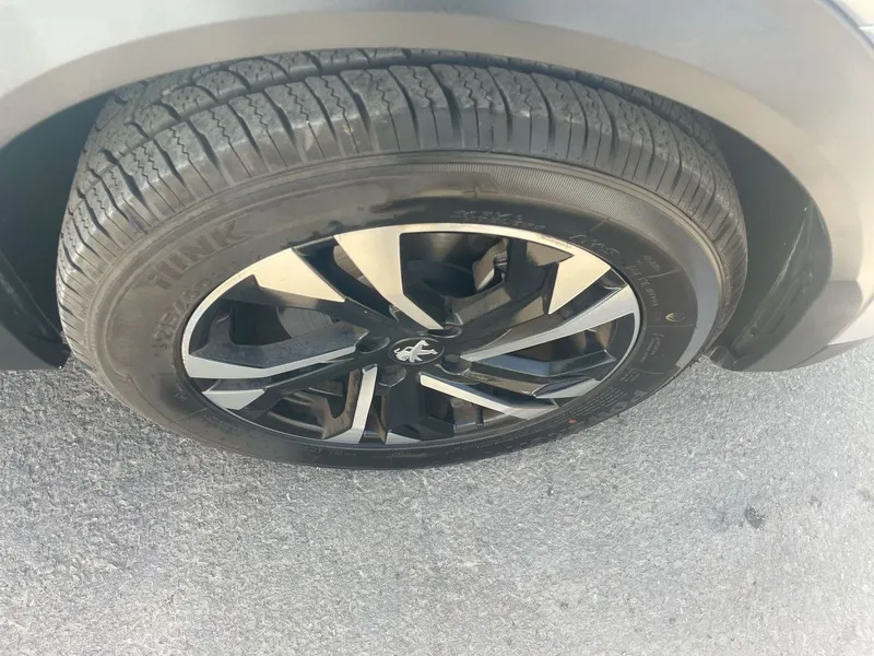 Peugeot 2008 2nd hand, 2023