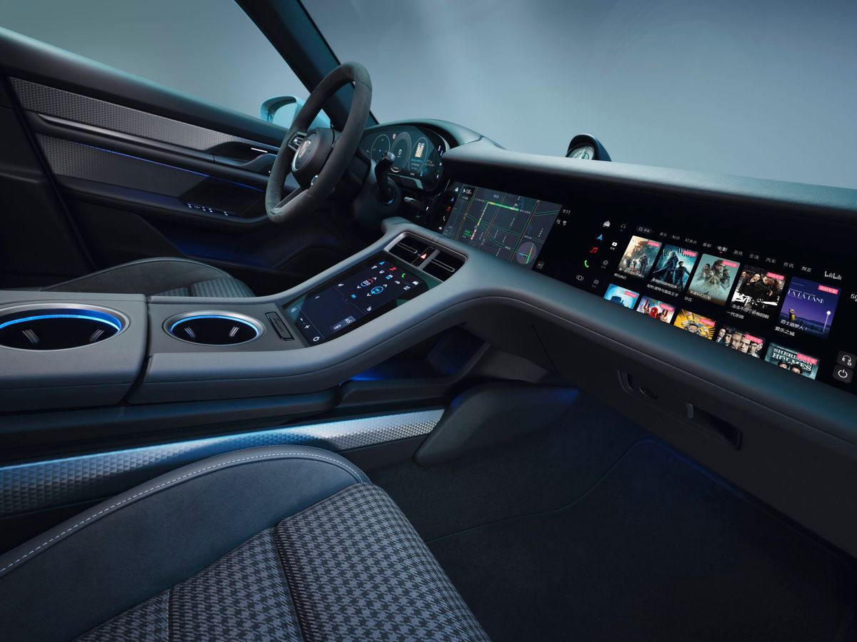 Porsche Taycan 2024. Передние сидения. Седан, 1 поколение, рестайлинг