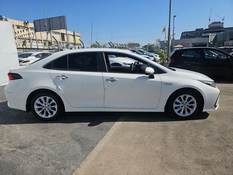 Toyota Corolla с пробегом, 2020, частная рука