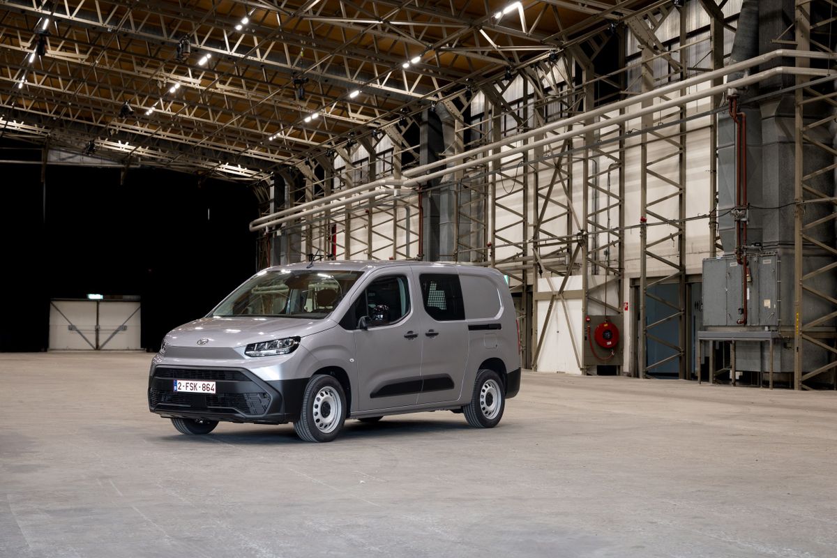 Toyota ProAce City 2023. Carrosserie, extérieur. Compact Van Longue, 1 génération, restyling
