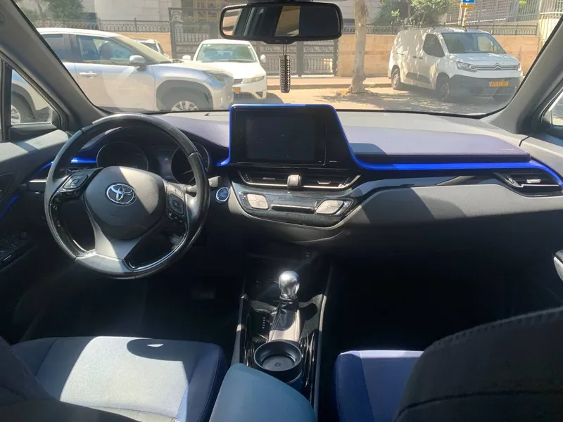 טויוטה C-HR יד 2 רכב, 2017, פרטי