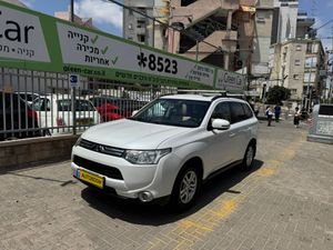 Mitsubishi Outlander, 2013, photo