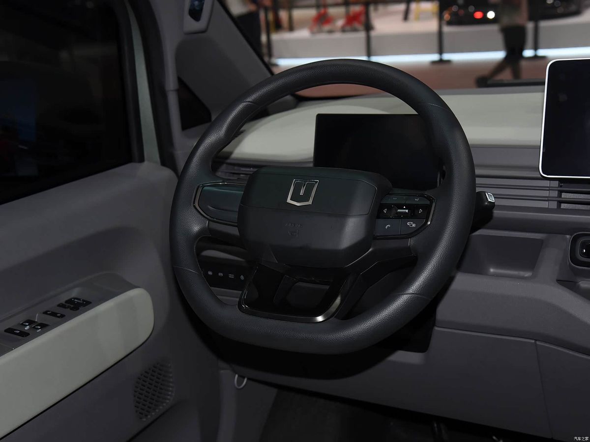 Farizon V7E 2025. Руль. Фургон, 1 поколение