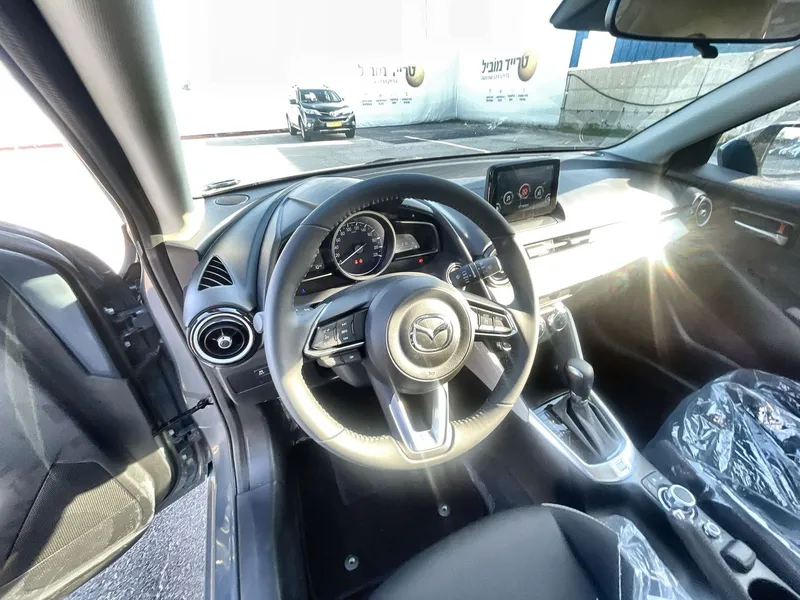 Mazda 2 nouvelle voiture, 2025