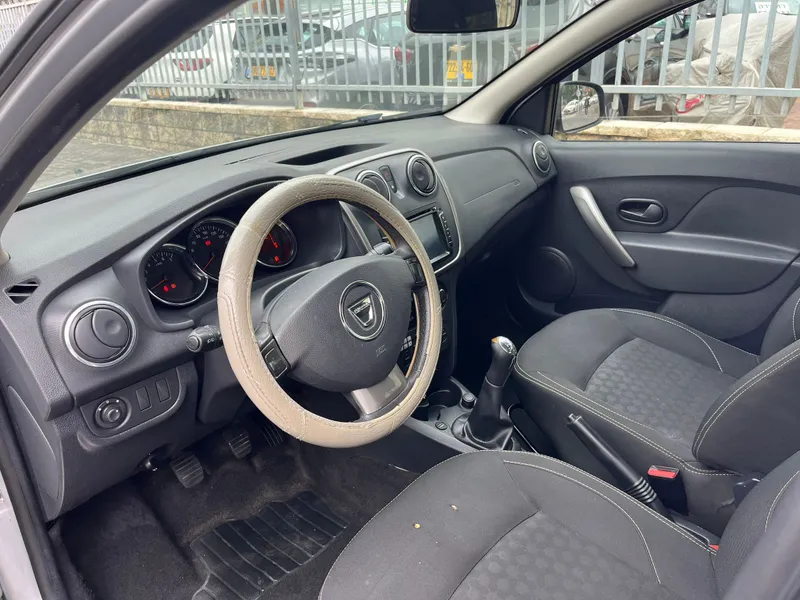 Dacia Sandero 2ème main, 2017, main privée