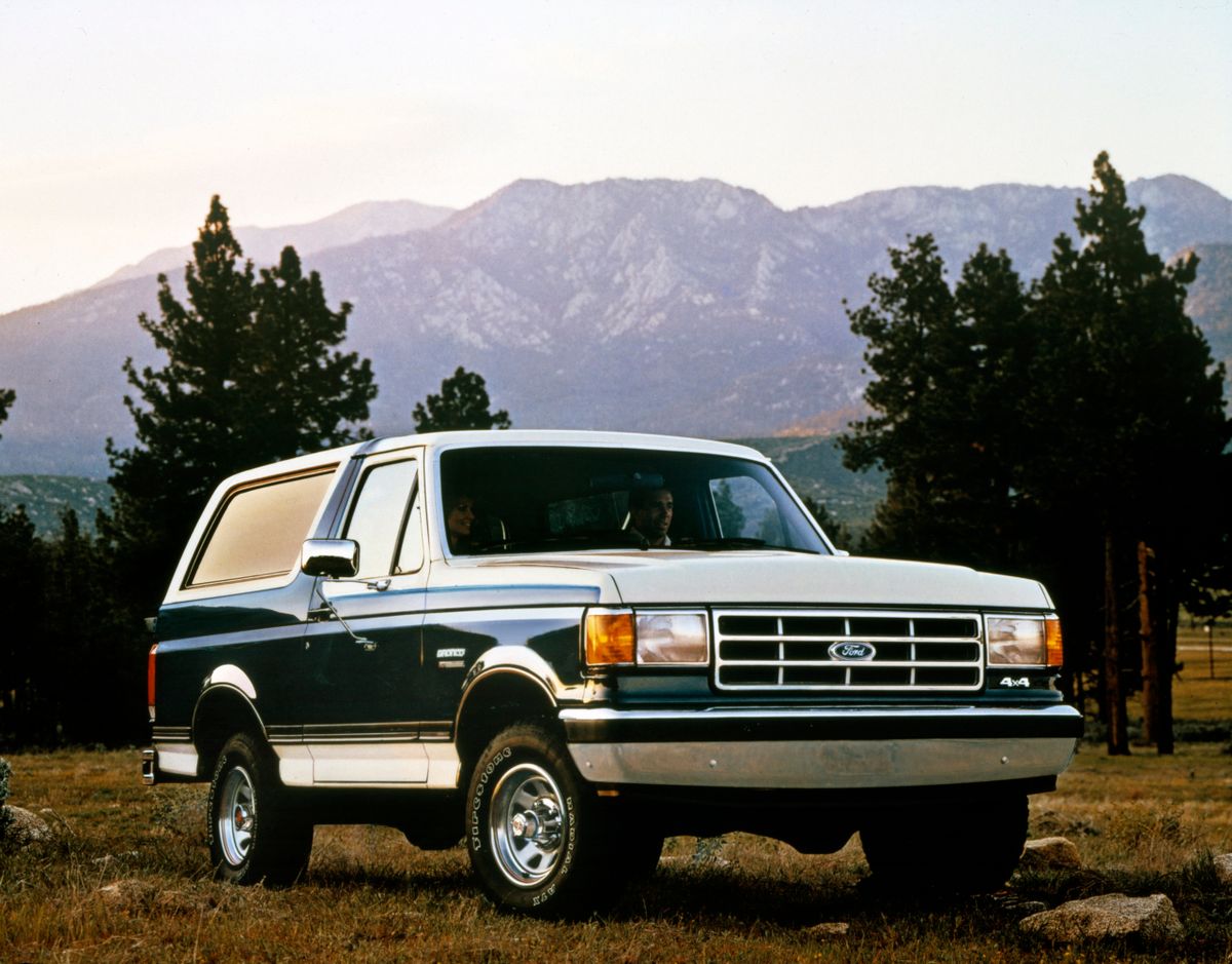 פורד ברונקו ‏1987. מרכב, צורה. רכב שטח 3 דלתות, 4 דור