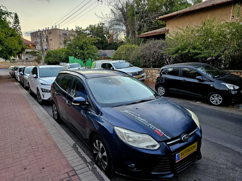 Ford Focus с пробегом, 2012