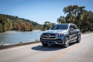 Мерседес GLE 2018. Кузов, экстерьер. Внедорожник 5 дв., 2 поколение