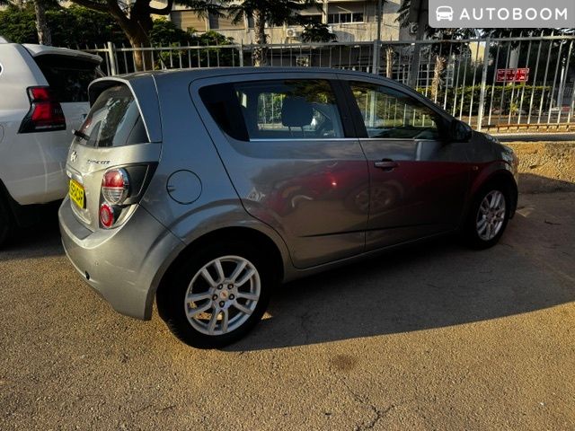 Chevrolet Sonic 2nd hand, 2013