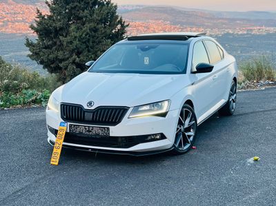 Škoda Superb 2ème main, 2019, main privée