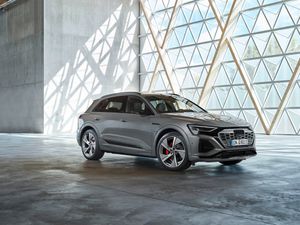 Audi Q8 e-tron 2023. Bodywork, Exterior. SUV 5-doors, 1 generation, restyling