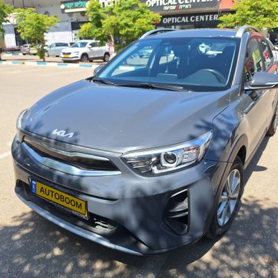Kia Stonic, 2022, photo