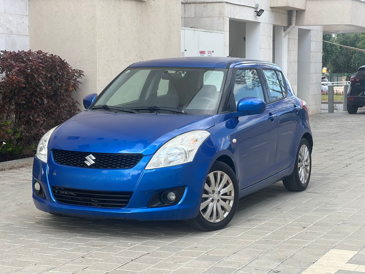Suzuki Swift с пробегом, 2011