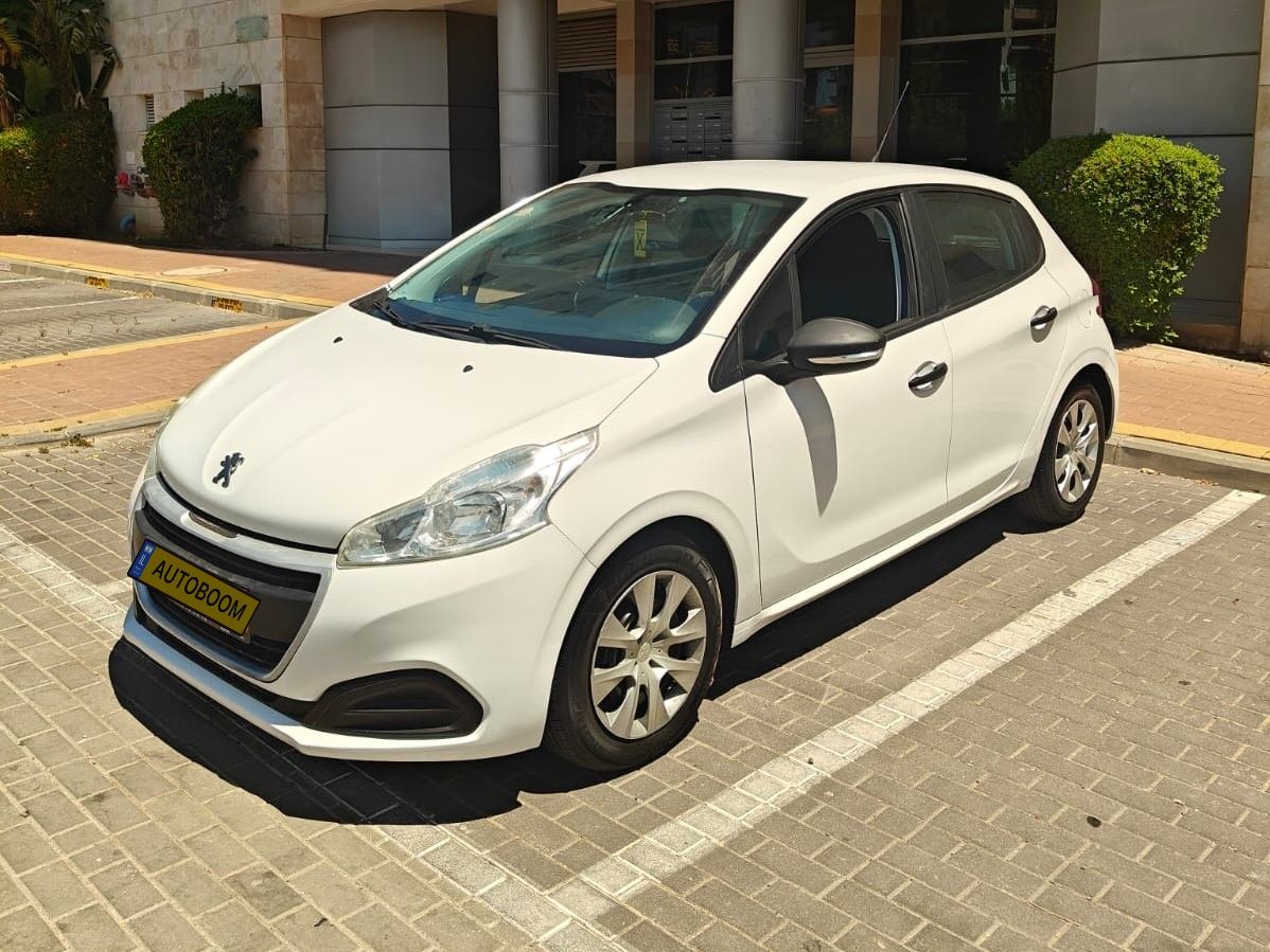 Peugeot 208 2nd hand, 2016, private
