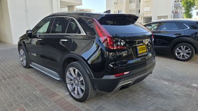 Cadillac XT4 2nd hand, 2021, private hand