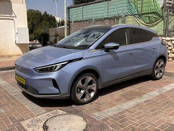גיאומטרי C יד 2 רכב, 2023, פרטי