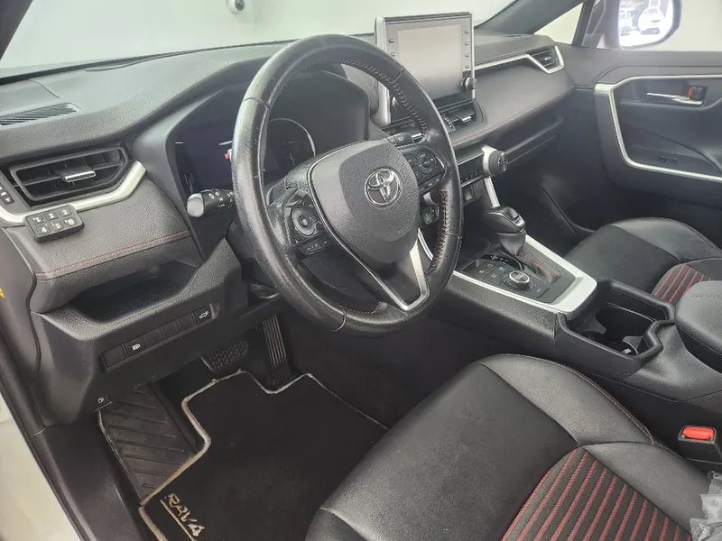 Toyota RAV4 2nd hand, 2021, private hand