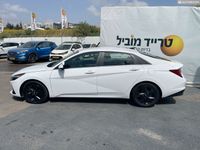 Hyundai Elantra с пробегом, 2022, частная