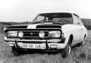 אופל קומודור 1967. מרכב, צורה. סדאן 2 דלתות, 1 דור