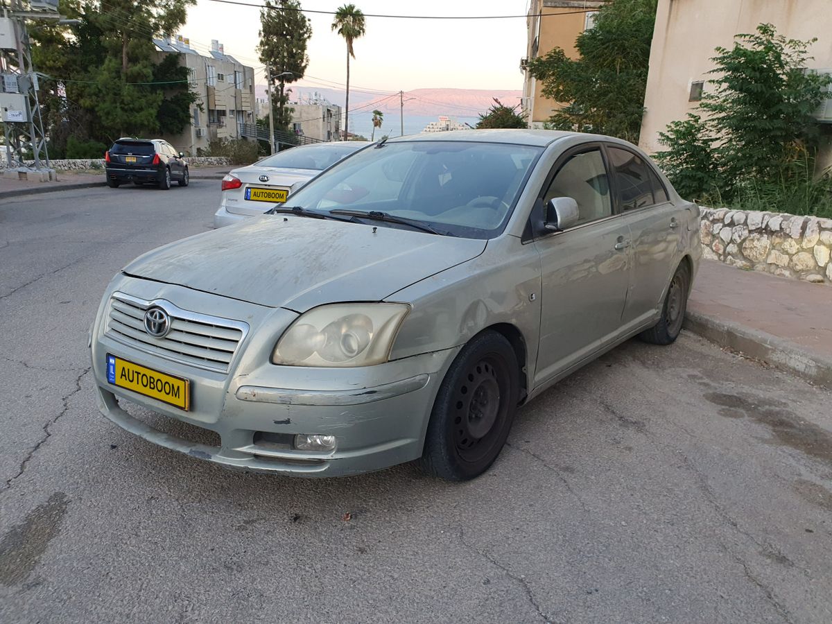 טויוטה אוונסיס יד 2 רכב, 2005, פרטי
