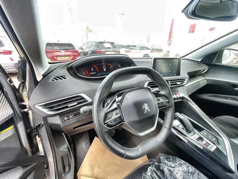 Peugeot 3008 2nd hand, 2021, private hand