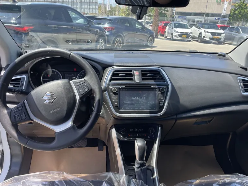 Suzuki Crossover с пробегом, 2019, частная рука