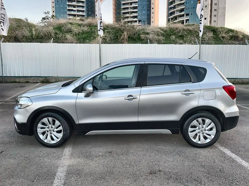 Suzuki Crossover 2ème main, 2018, main privée