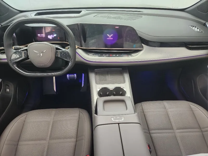 Hongqi EHS7 nouvelle voiture, 2025