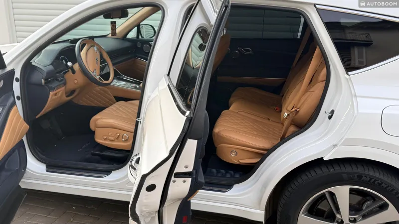 Genesis GV80 2nd hand, 2024, private
