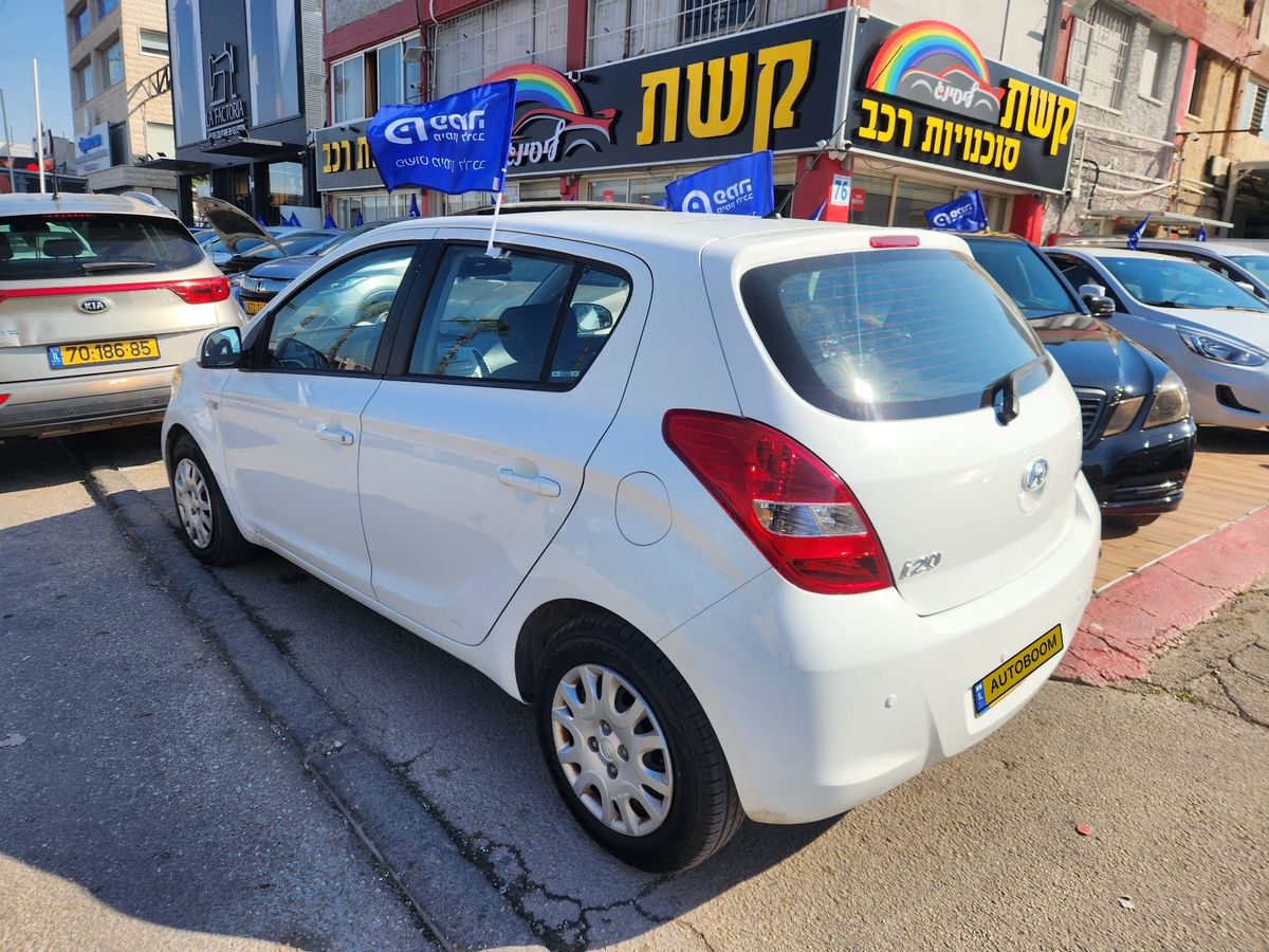 Hyundai i20 с пробегом, 2011
