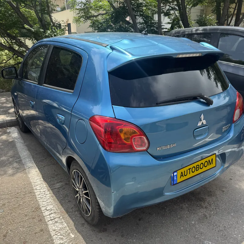 מיצובישי ספייס סטאר יד 2 רכב, 2015, פרטי