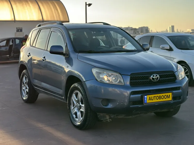 Toyota RAV4 с пробегом, 2008