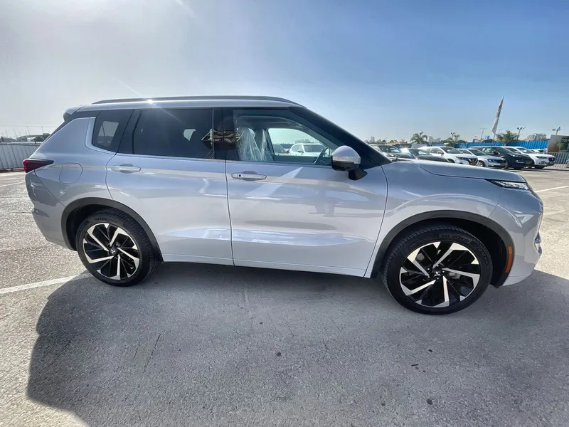 Mitsubishi Outlander 2ème main, 2022, main privée