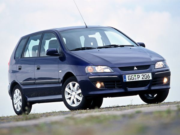 Mitsubishi Space Star 2002. Carrosserie, extérieur. Compact Van, 1 génération, restyling