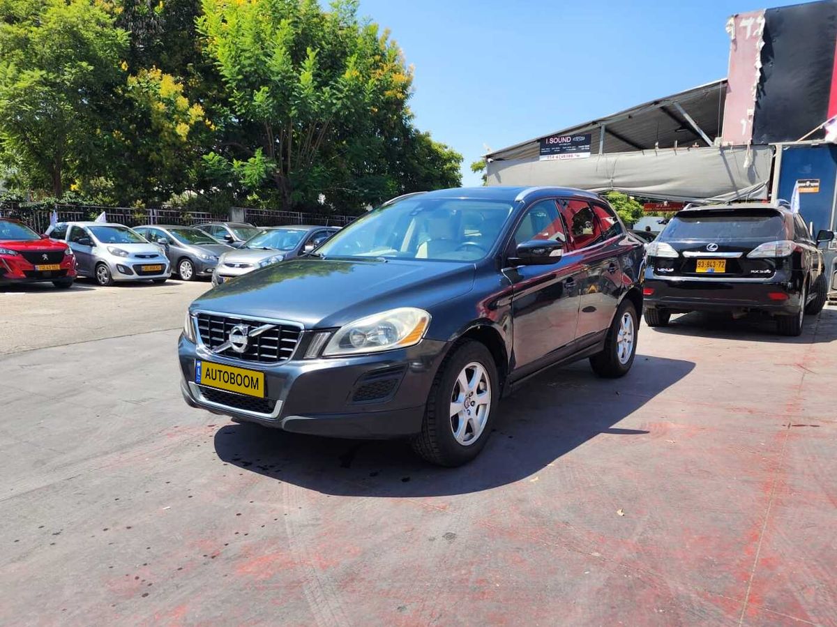 וולוו XC60 יד 2 רכב, 2011, פרטי