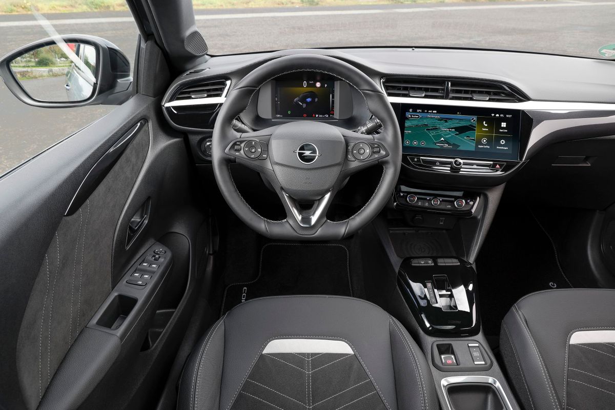 Opel Corsa 2023. Передние сидения. Мини 5 дверей, 6 поколение, рестайлинг