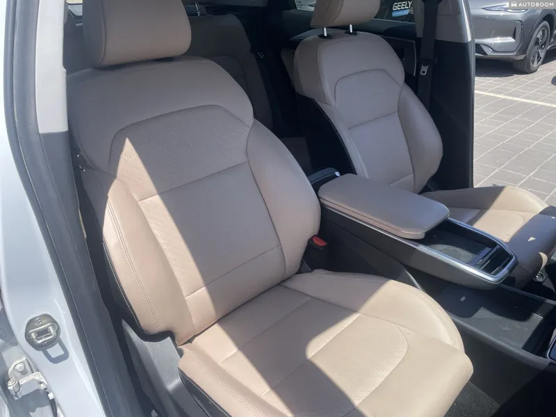 Geely Geometry C с пробегом, 2024, частная