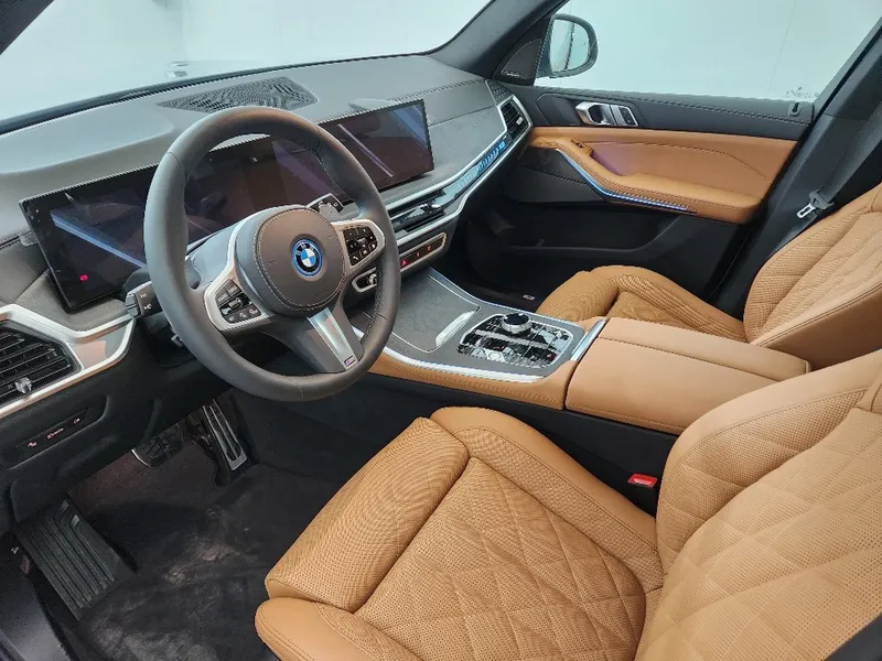 BMW X5 nouvelle voiture, 2025