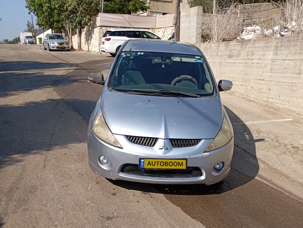 Mitsubishi Grandis с пробегом, 2009, частная рука