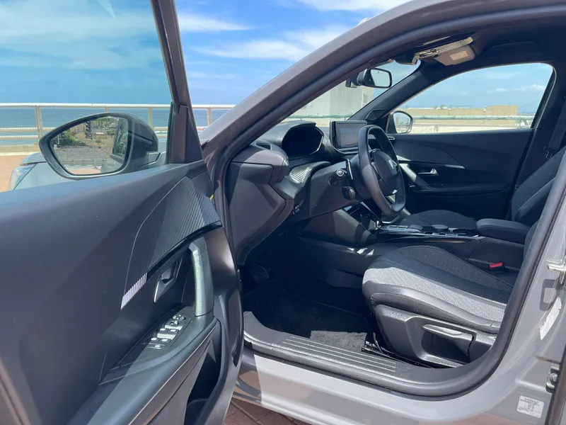 Peugeot 2008 2nd hand, 2024, private hand