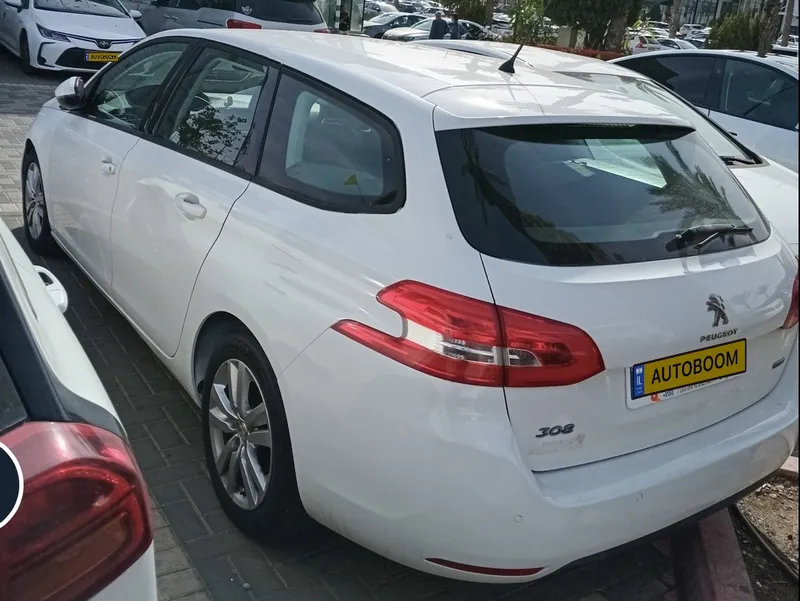 Peugeot 308 2nd hand, 2017, private hand
