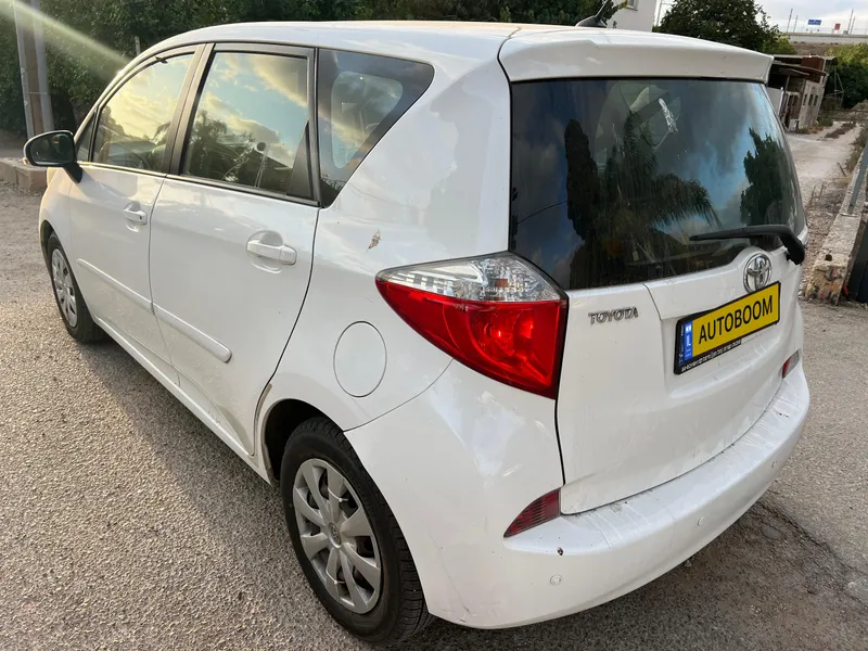 Toyota Space Verso 2nd hand, 2011, private hand