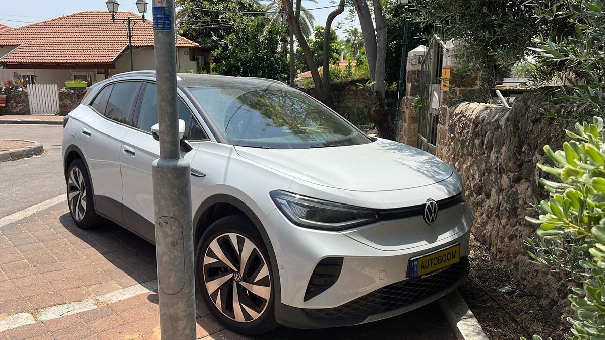 Volkswagen ID.4 2nd hand, 2022, private hand