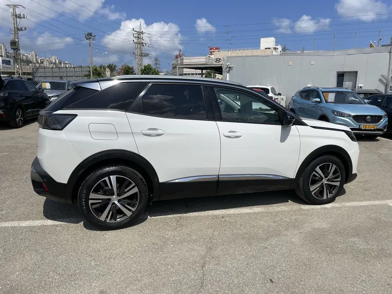 Peugeot 3008 с пробегом, 2022, частная рука