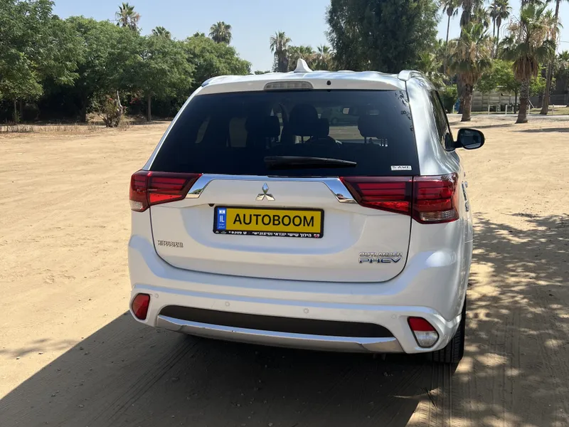Mitsubishi Outlander с пробегом, 2018, частная рука